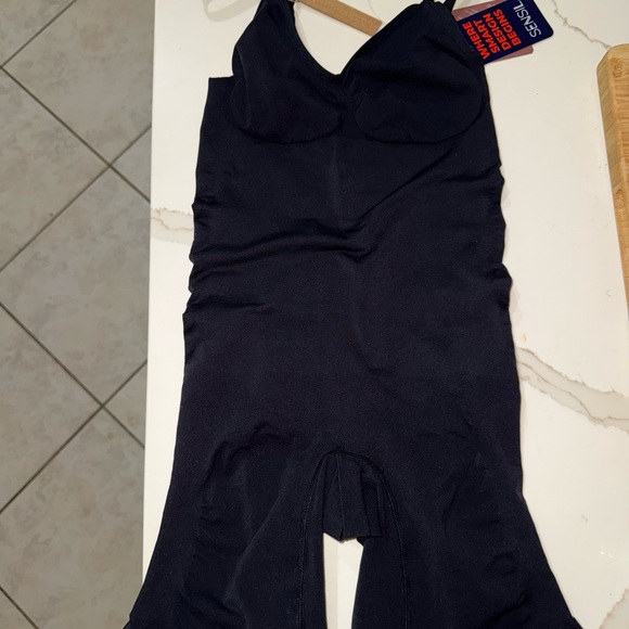 Shapellx Women's Hosiery in Black & Tan - Picture 5 of 6